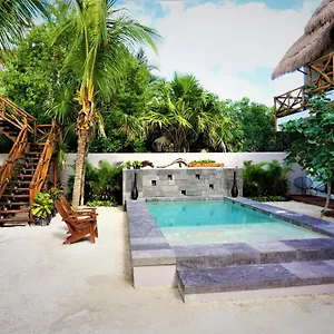 La Puerta Azul Beachfront - Adults Only Isla Holbox